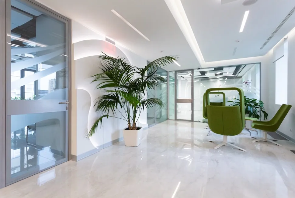 The reception and waiting area at Lakeshore Chiropractic & Wellness
